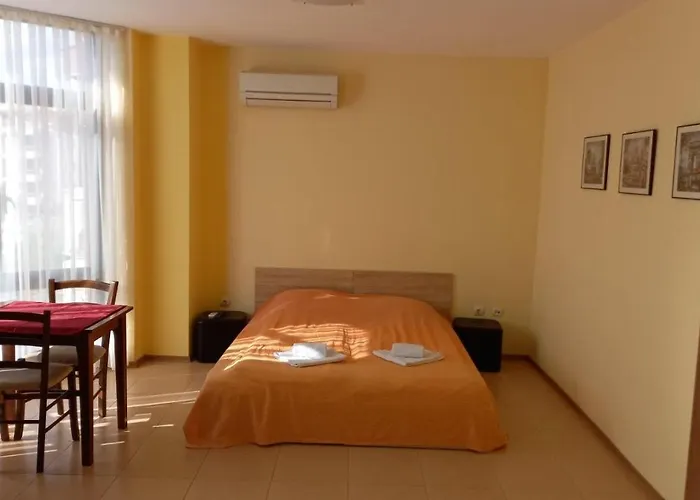 Fantasy Апартамент *